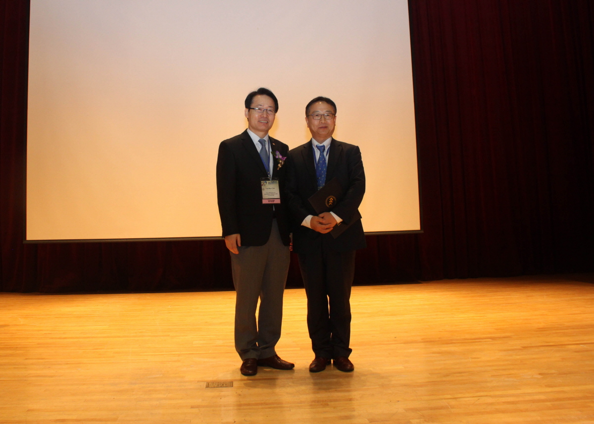 해외우수연구기관 유치사업 국제공동심포지엄 참석(2012.11.12)